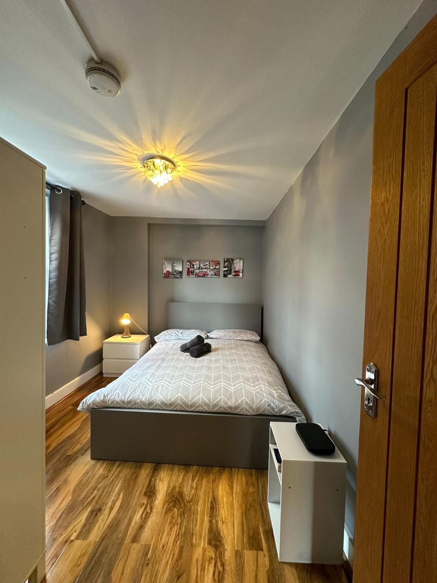 Lovely 2 Bedrooms Apartment Londyn Zewnętrze zdjęcie